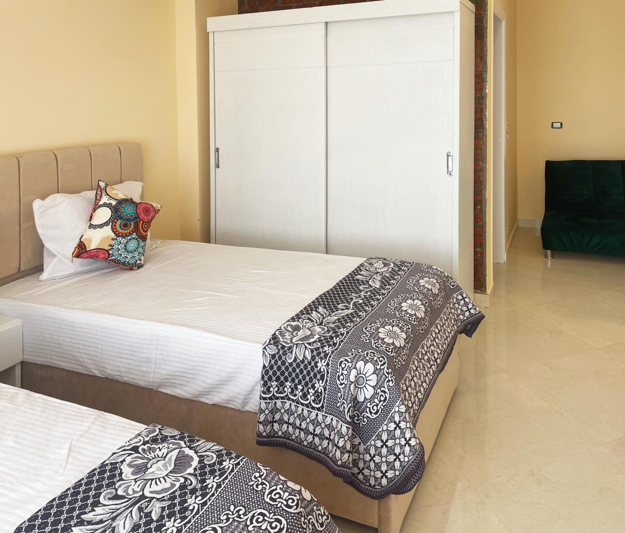 Karima House Hotel ลักซอร์ ภายนอก รูปภาพ