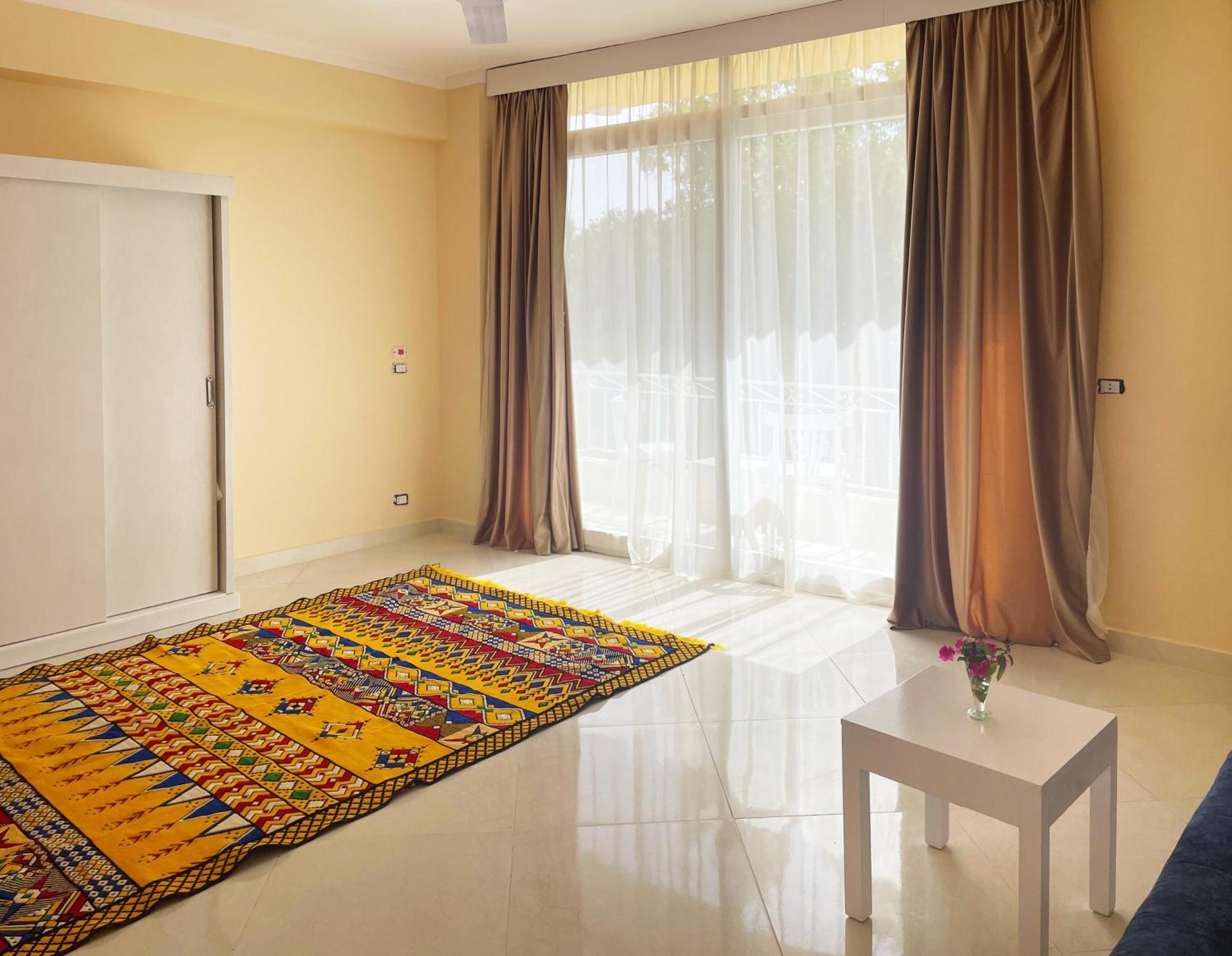 Karima House Hotel ลักซอร์ ภายนอก รูปภาพ